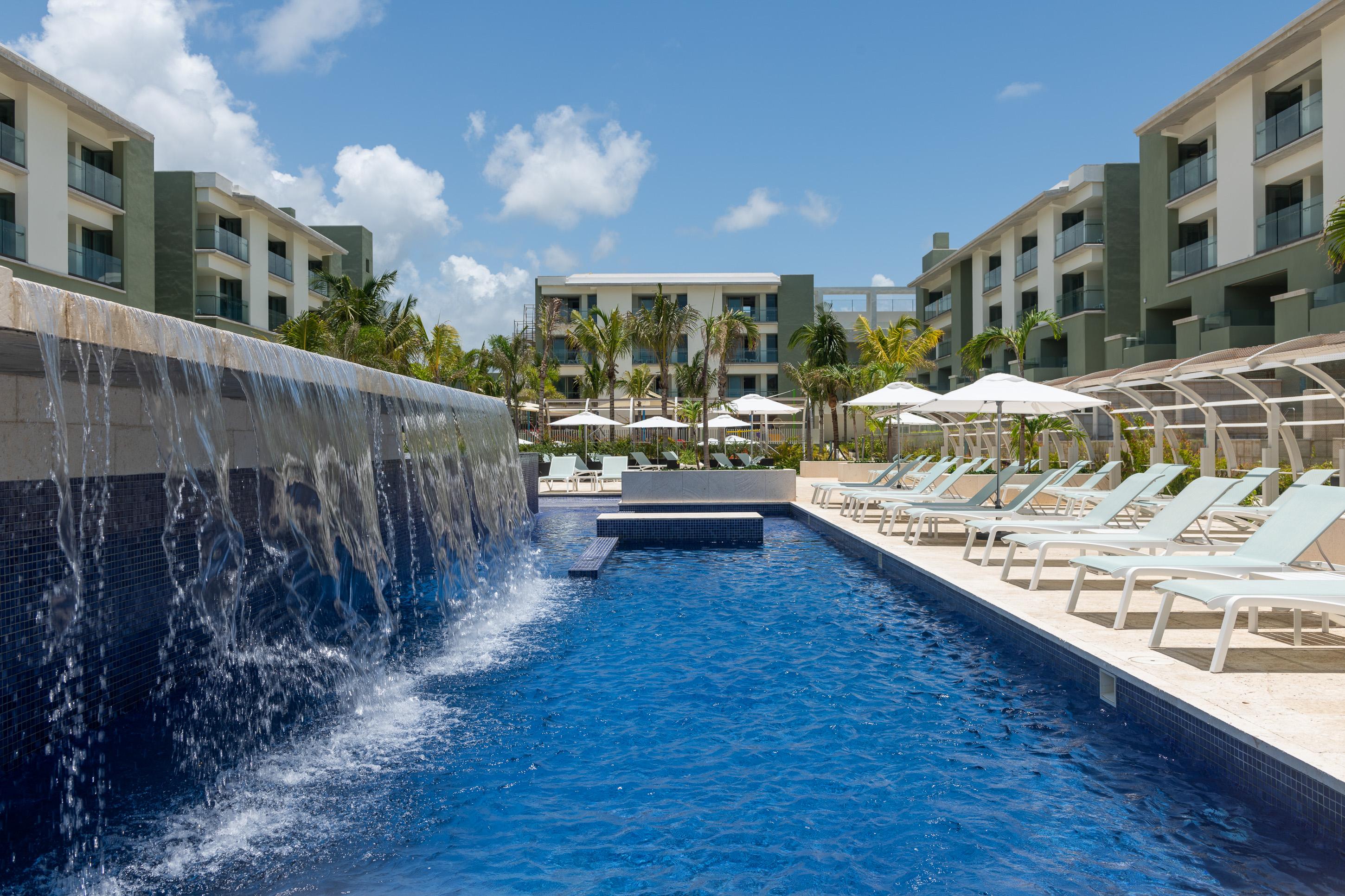 Catalonia Grand Costa Mujeres All Suites & Spa Cancun Exterior photo